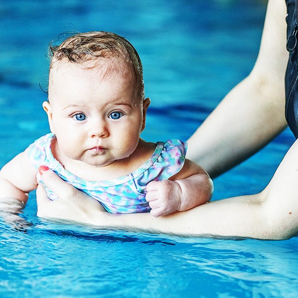 WIP10105-bebe-nageur